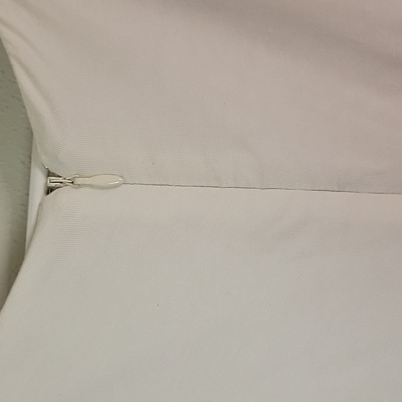 Dress - Picture 5 of 5